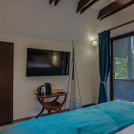 Villa Tom Sinaia Ngoại thất bức ảnh